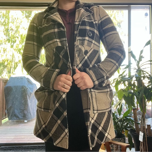 Plaid Billabong Jacket - Picture 3 of 9